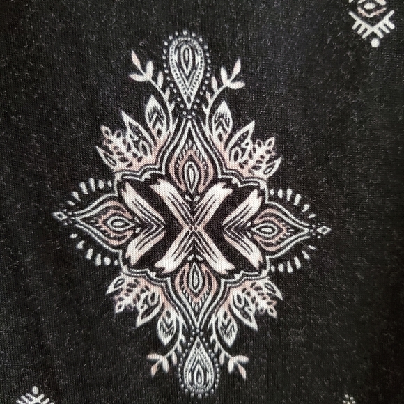 High Neck Tank Top - Picture 4 of 8